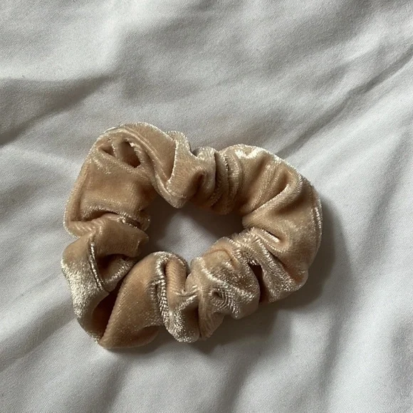 Scrunchie bundle - Picture 3 of 7